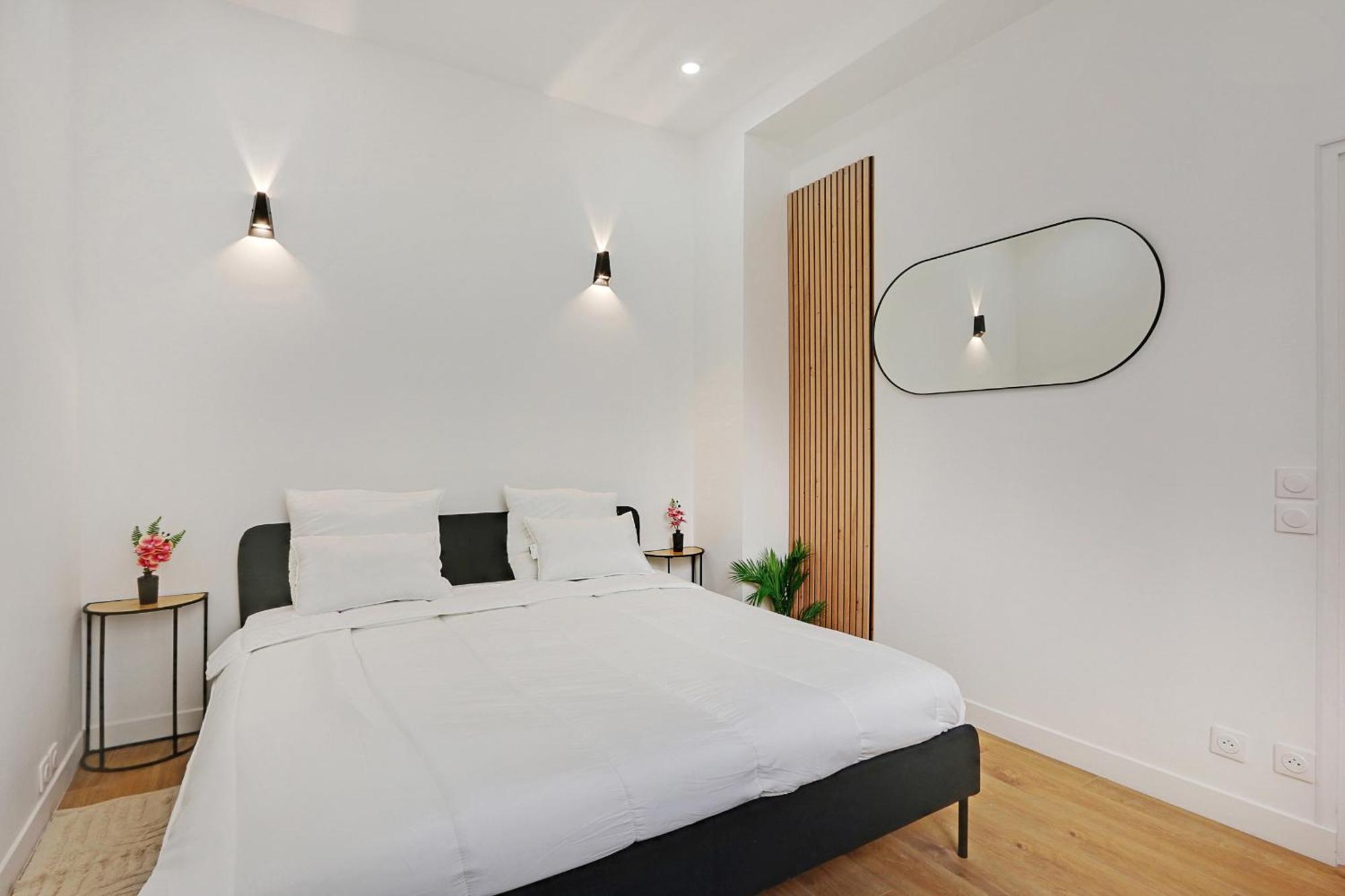 Sublime 2 Bedroom Flat In *