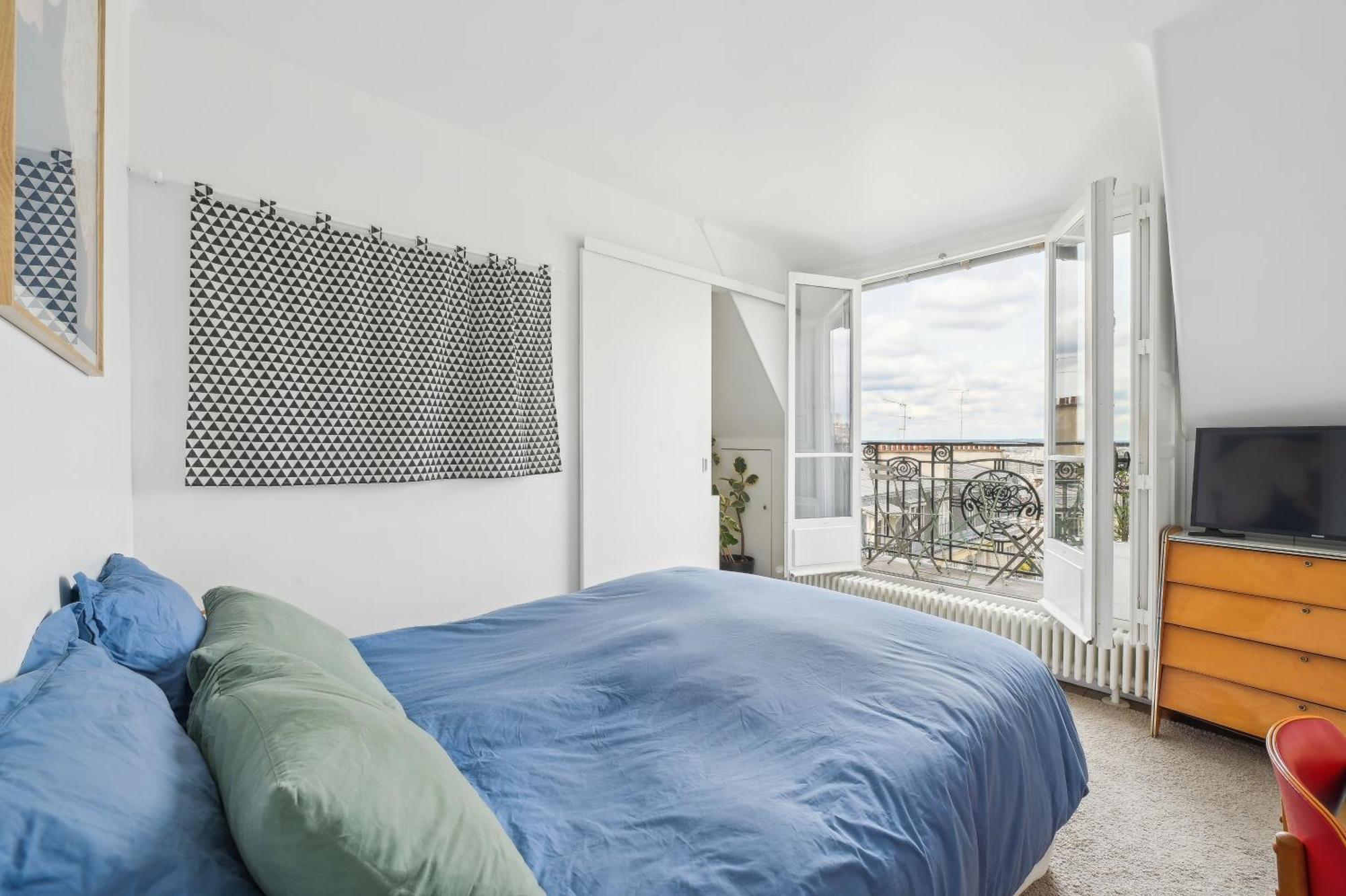 Montmartre Vineyard Duplex Apartment *