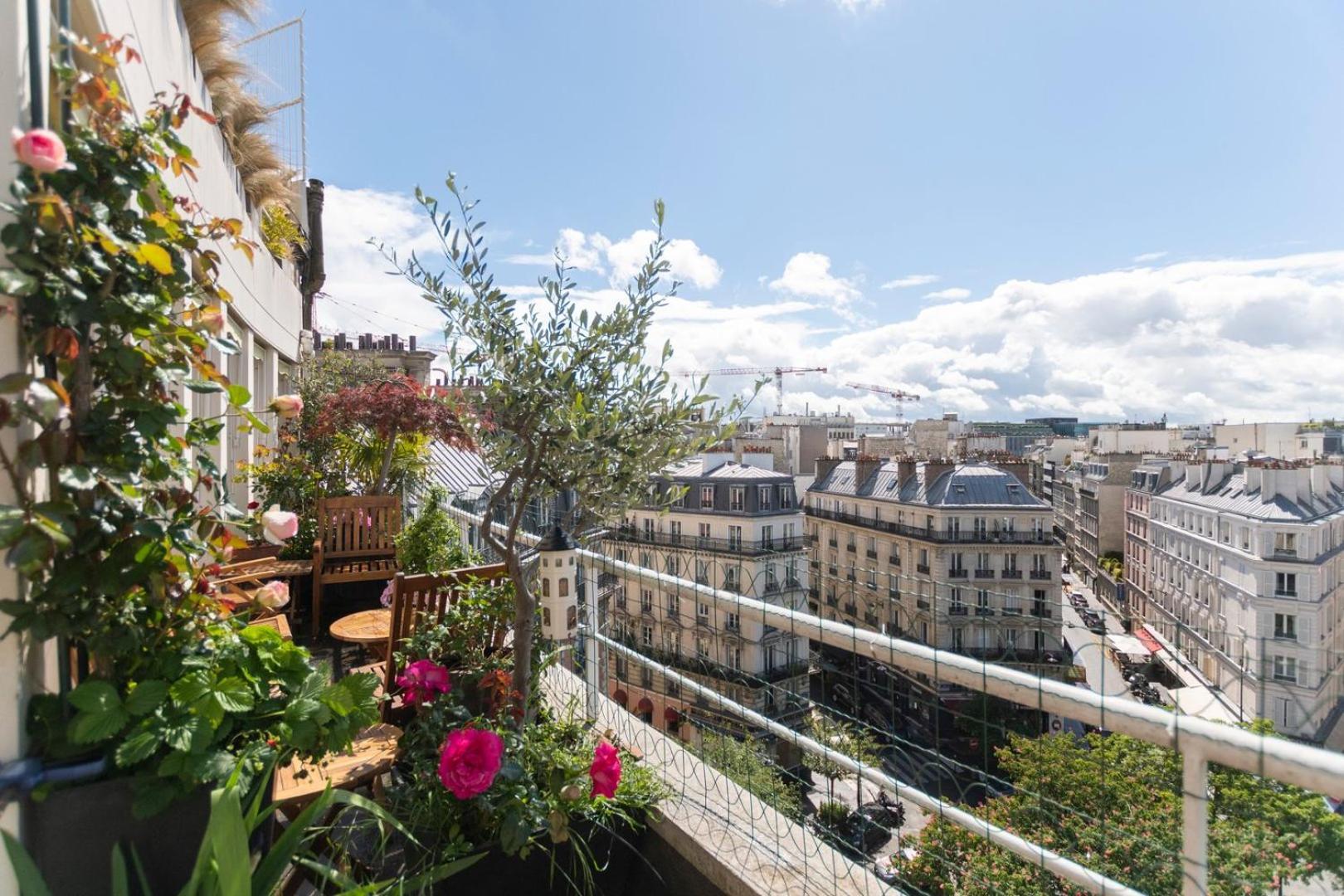 Guestready - Stunning 3 Bed Wbalcony Near Champs Elysées Appartement Paris