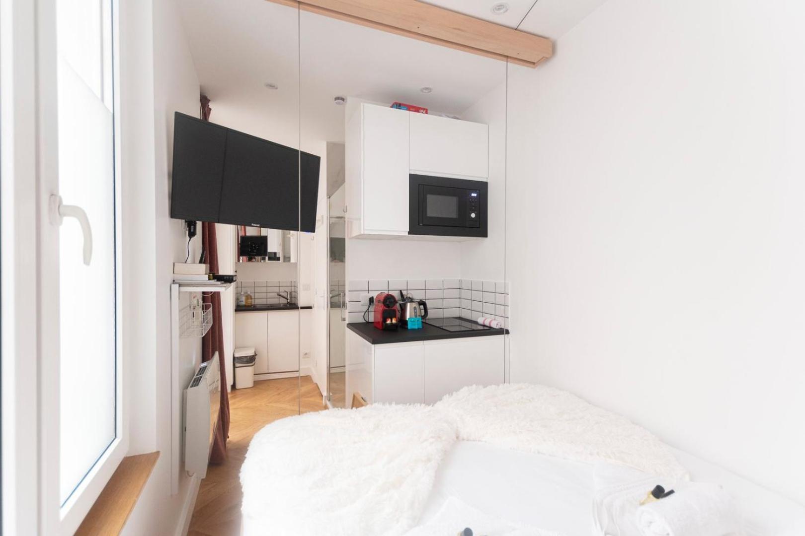 Super Mini - 2 Pax, Bed * Paris