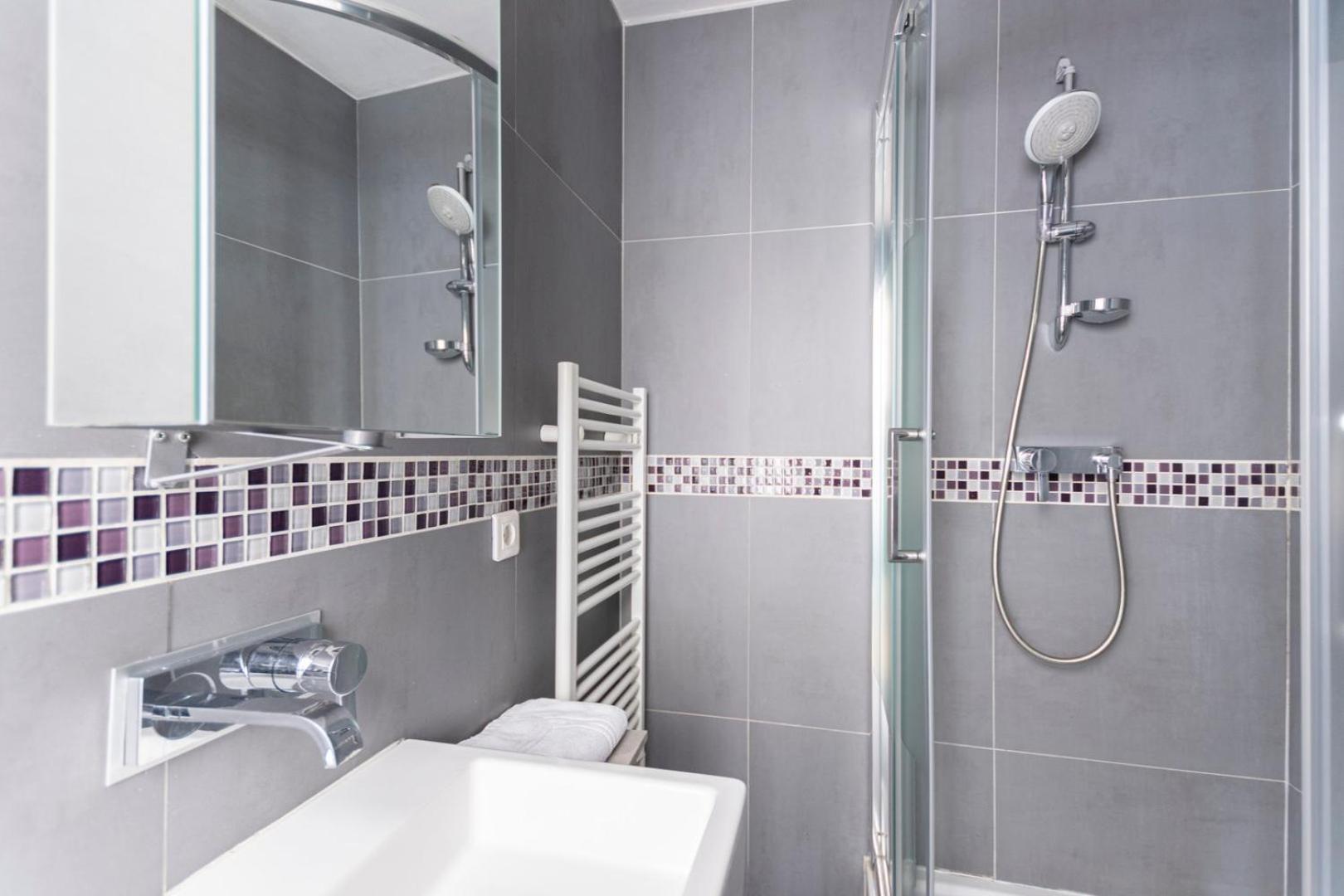 Guestready -cozy With Eiffel Tower View Apartment Paris