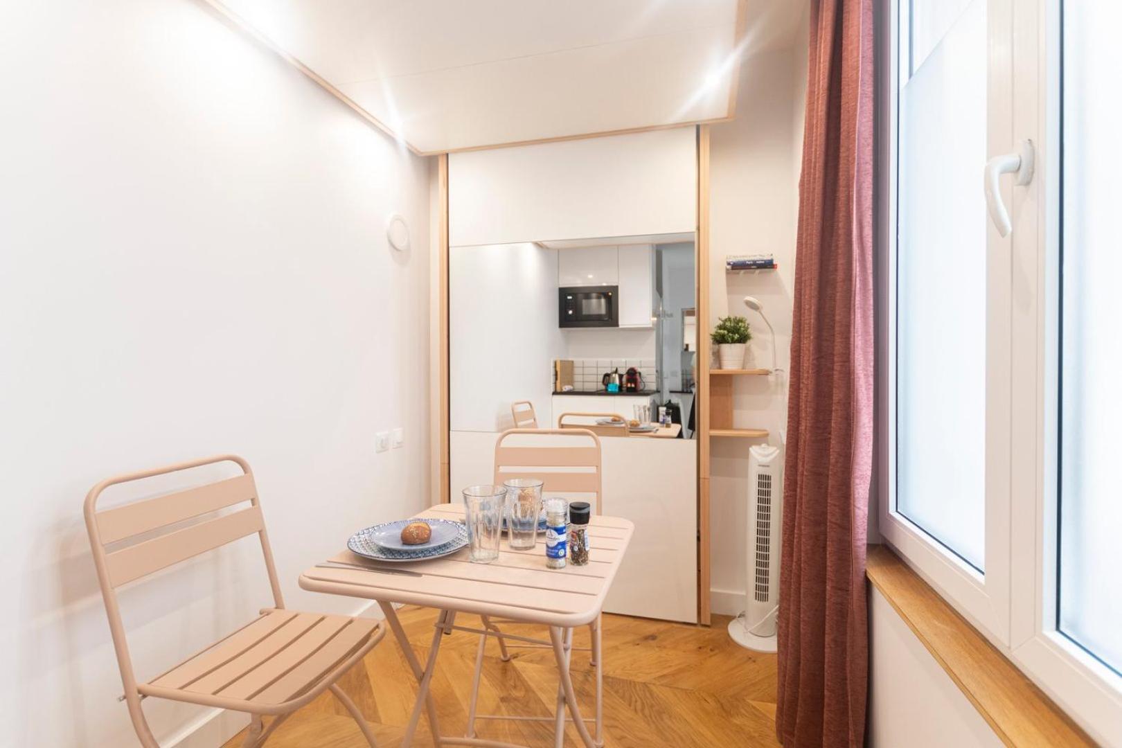 Super Mini - 2 Pax, Bed *