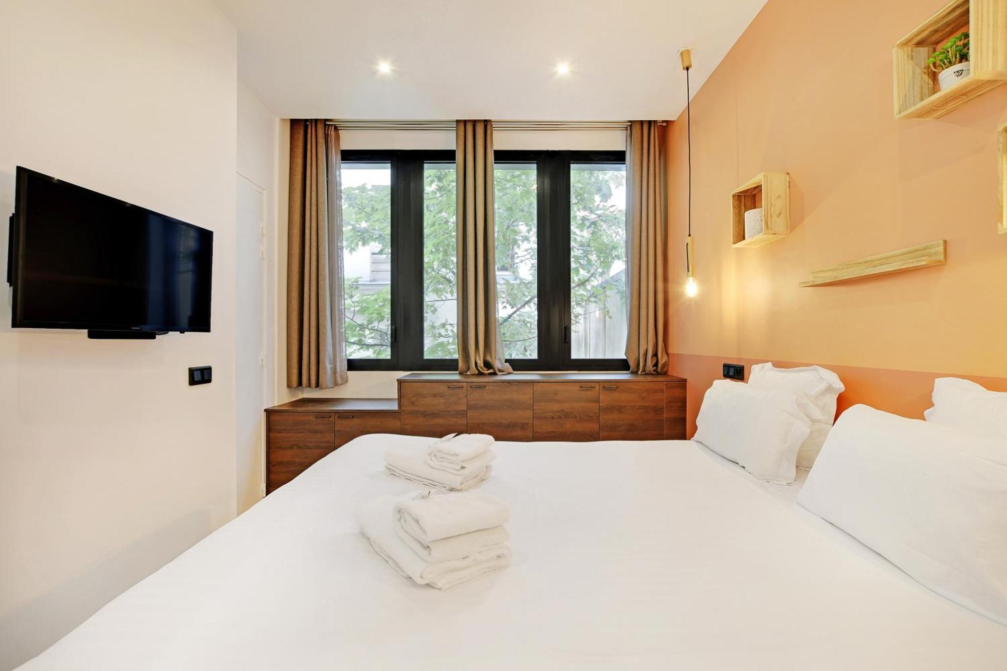 Pick A Flat's In Reuilly-diderot - Rue Claude Tillier Paris