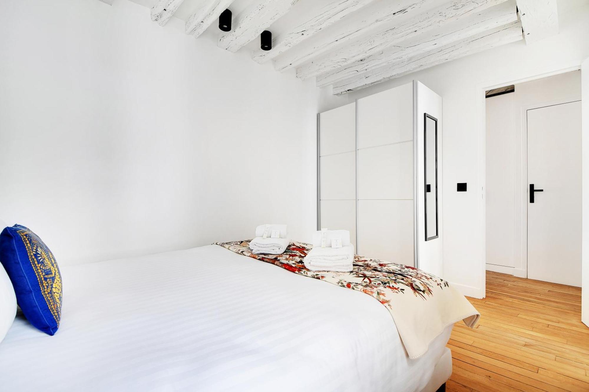 Pick A Flat's In Le Marais - Rue Du Perche Paris