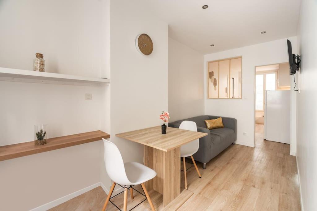 Apartment Cosy Canal Saint Martin Paris