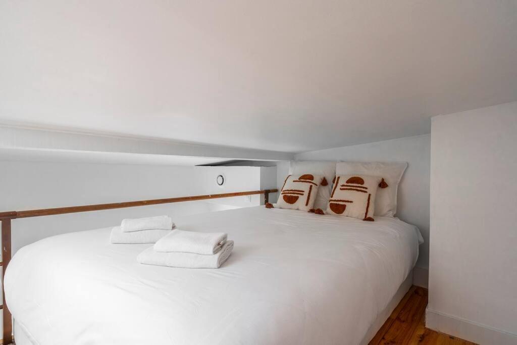 Avec Mezzanine #nation #voltaire Apartment