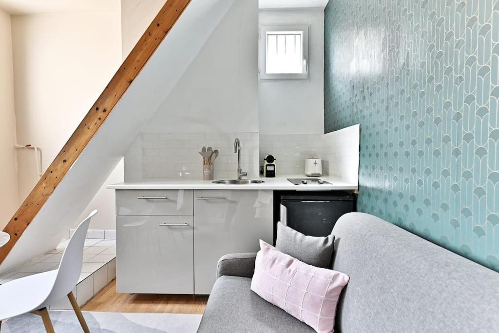 Apartment Avec Mezzanine Au Centre De - Ii Paris