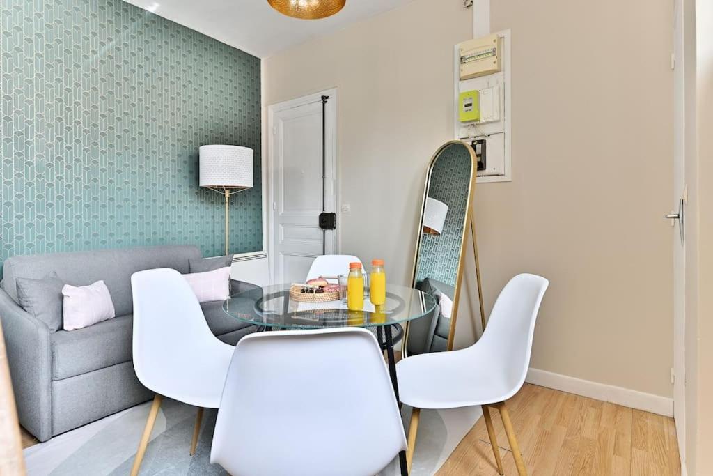 Apartment Avec Mezzanine Au Centre De - Ii Paris