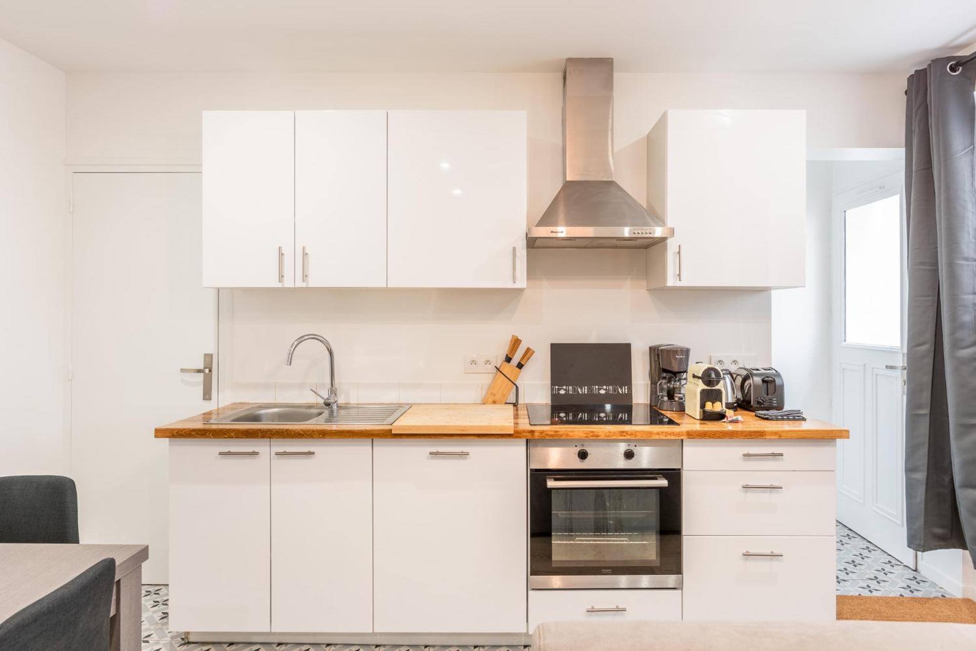 Charming House - 6 Guests - Buttes Chaumont Parc Apartment *