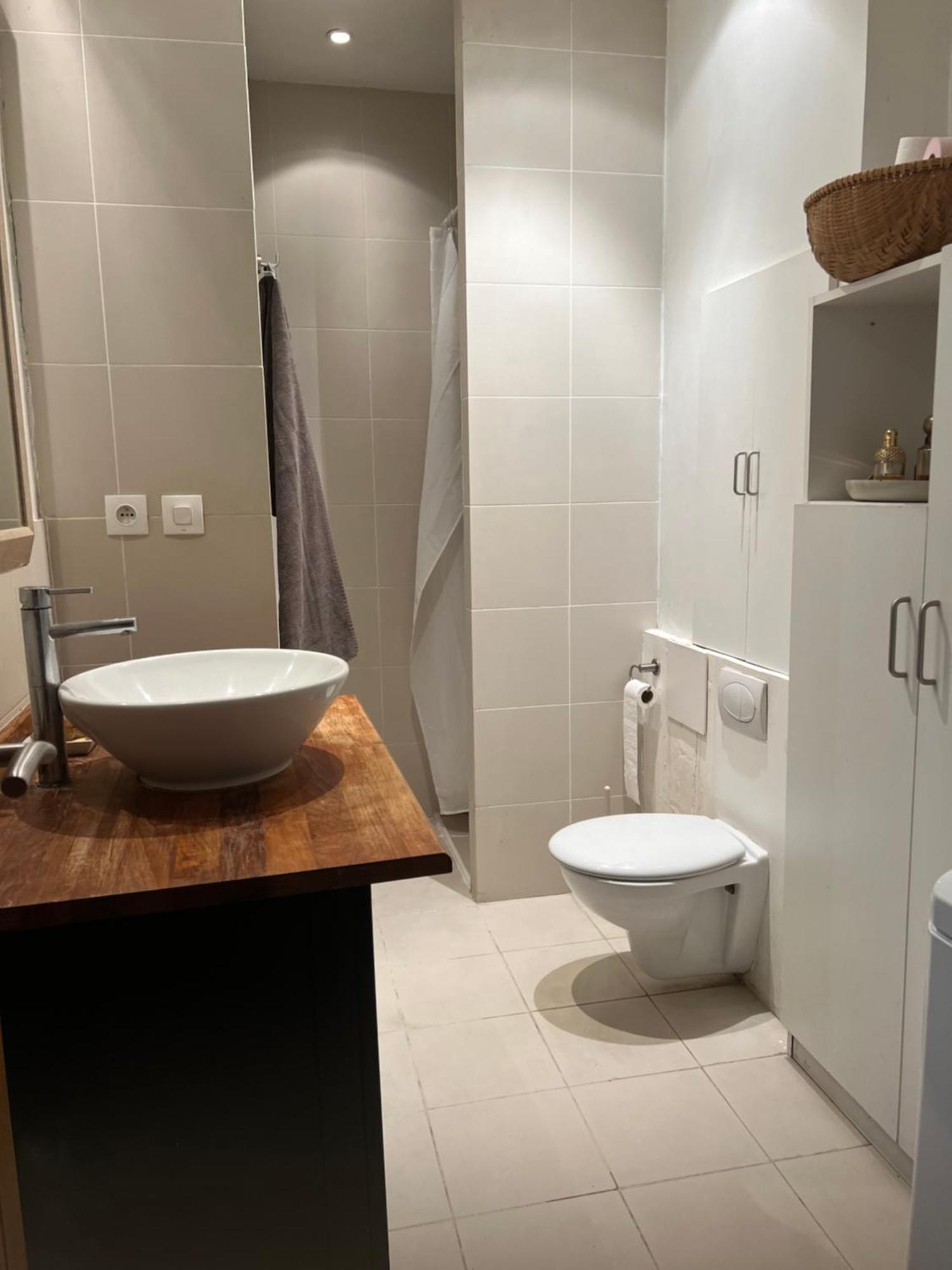 Bright Studio Bastille Guest house