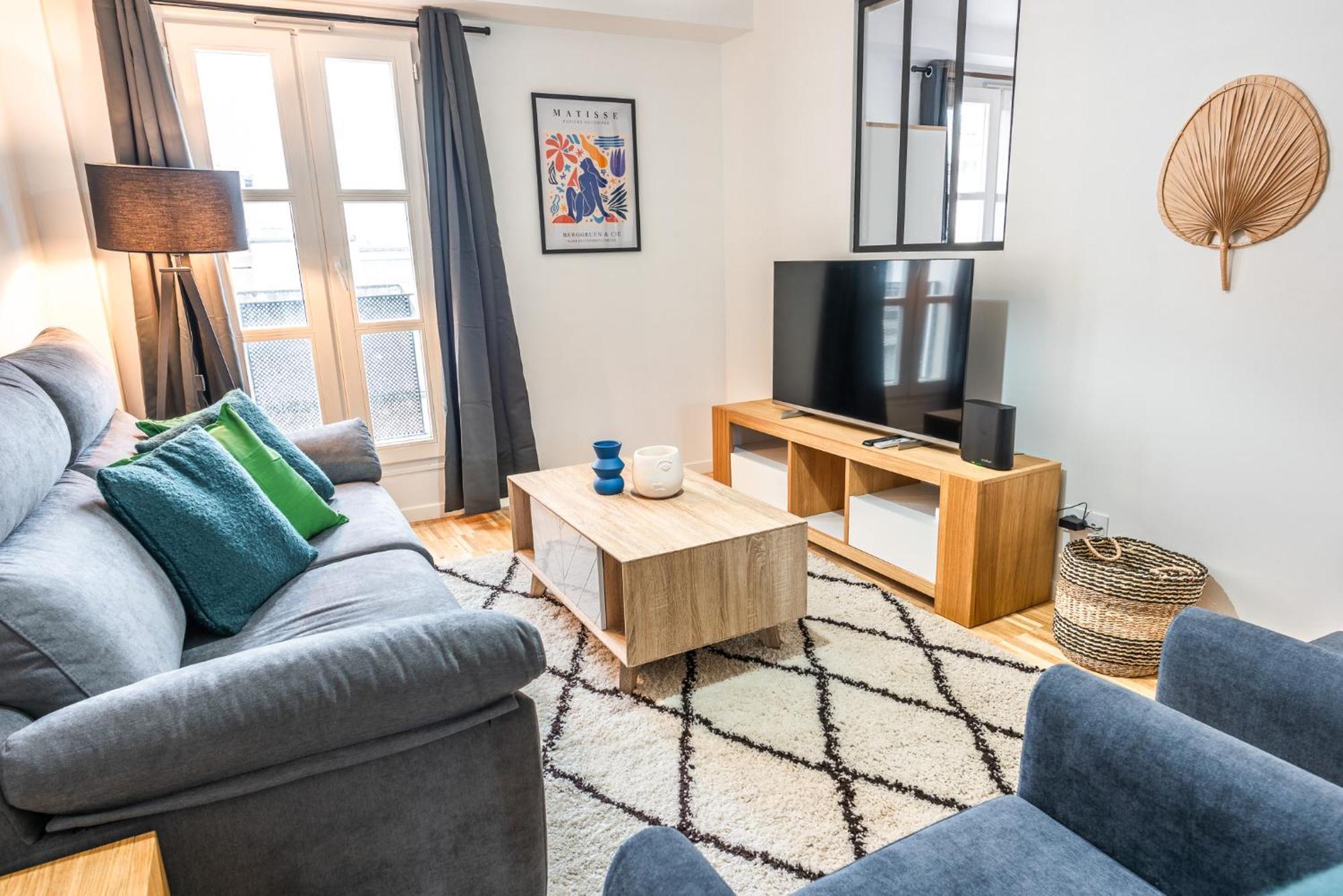 Apartment Design - 6 Guests - Buttes Chaumont Paris