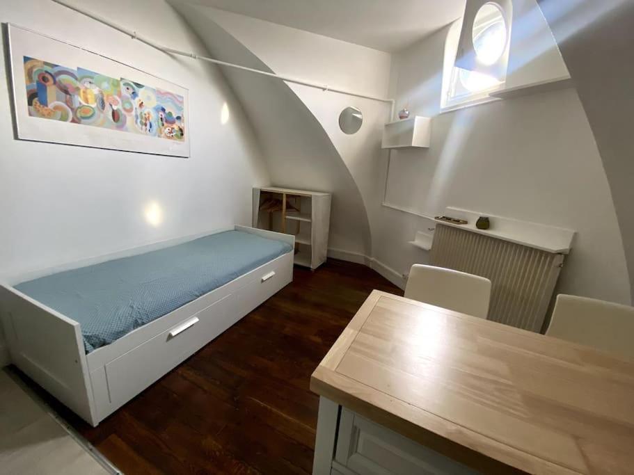 Apartment Cosy Et Sous Les Toits De Paris