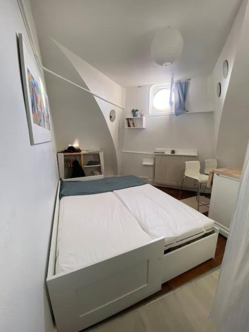 Cosy Et Sous Les Toits De