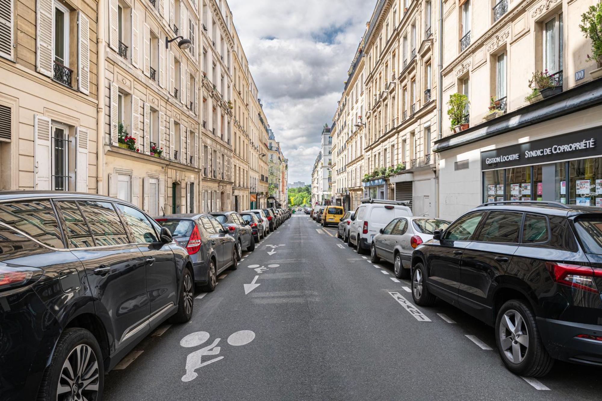 Beautiful 1bd Parasian Batignolles * Paris