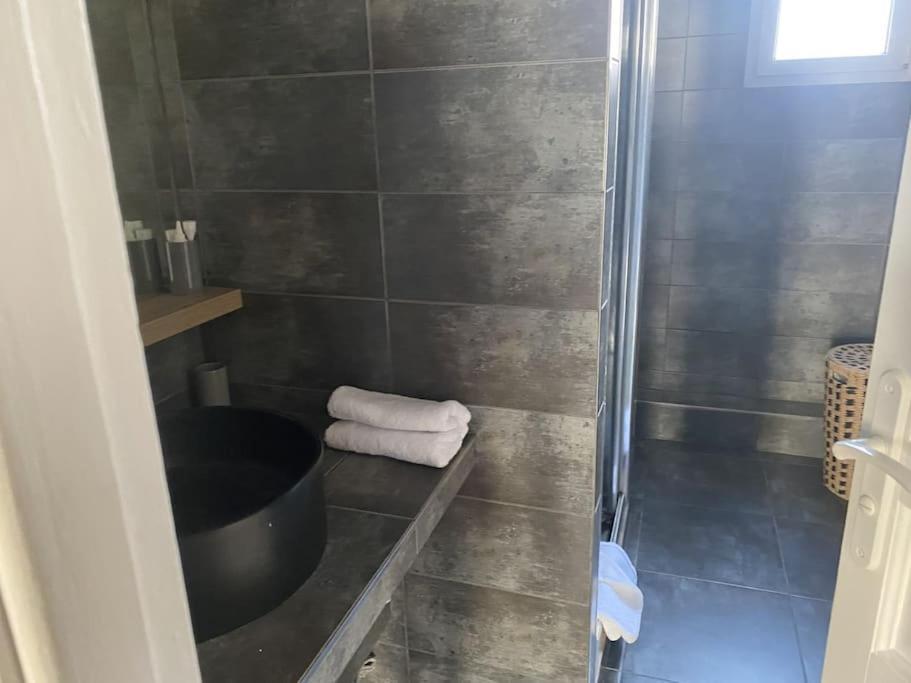 Exceptional Location Charme Parisien Apartment *