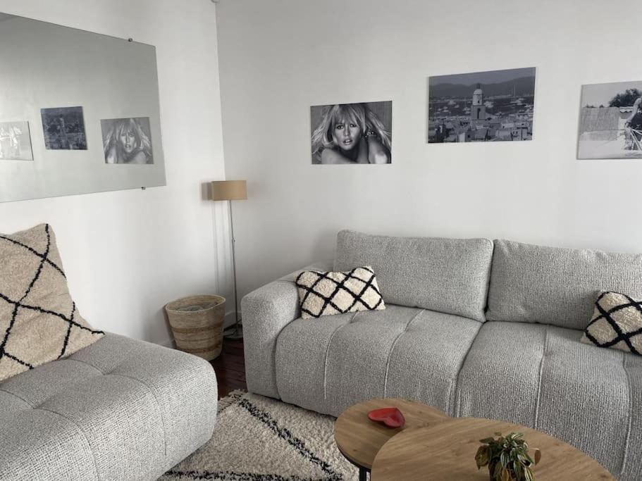 Exceptional Location Charme Parisien Apartment