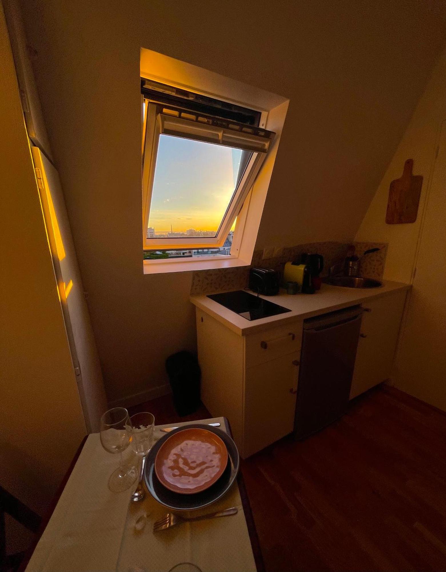 Apartment Heart Of With View - Renovated Paris