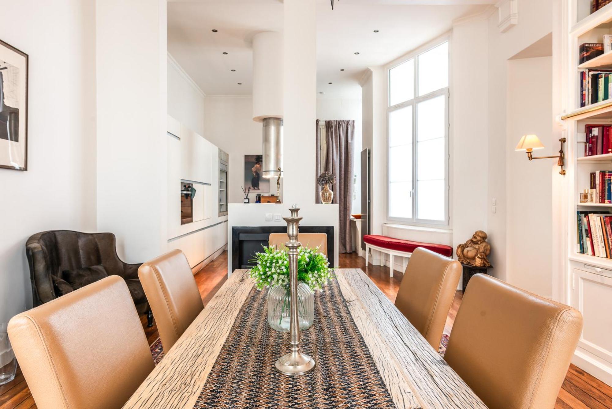 Luxury Typical Parisian Flat - 5 Min From Louvre Apartment *