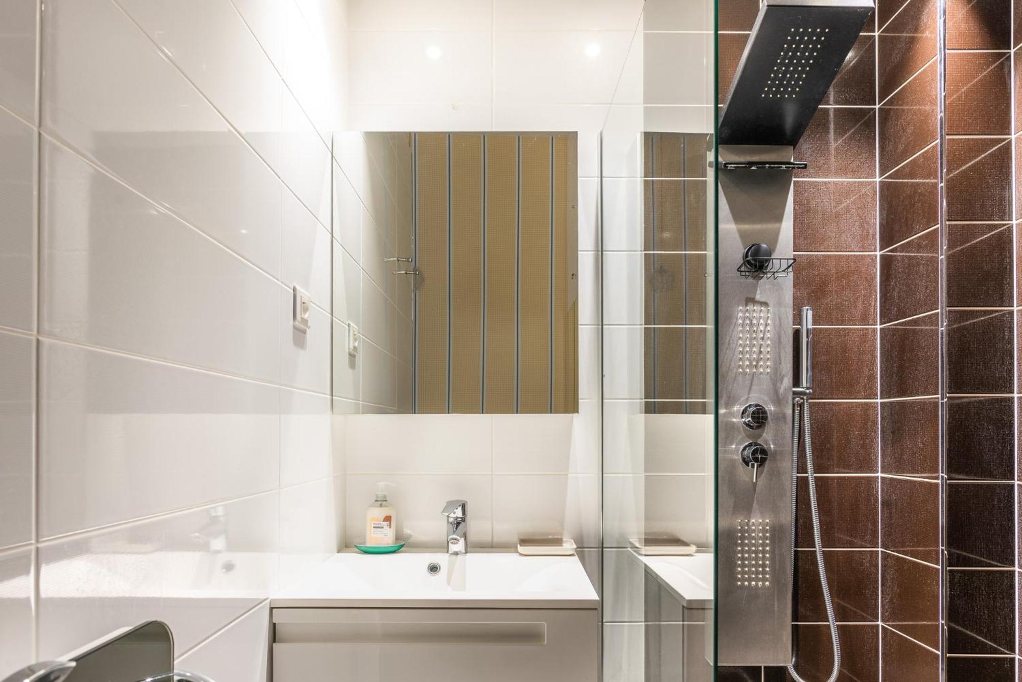 Luxury Typical Parisian Flat - 5 Min From Louvre Apartment *
