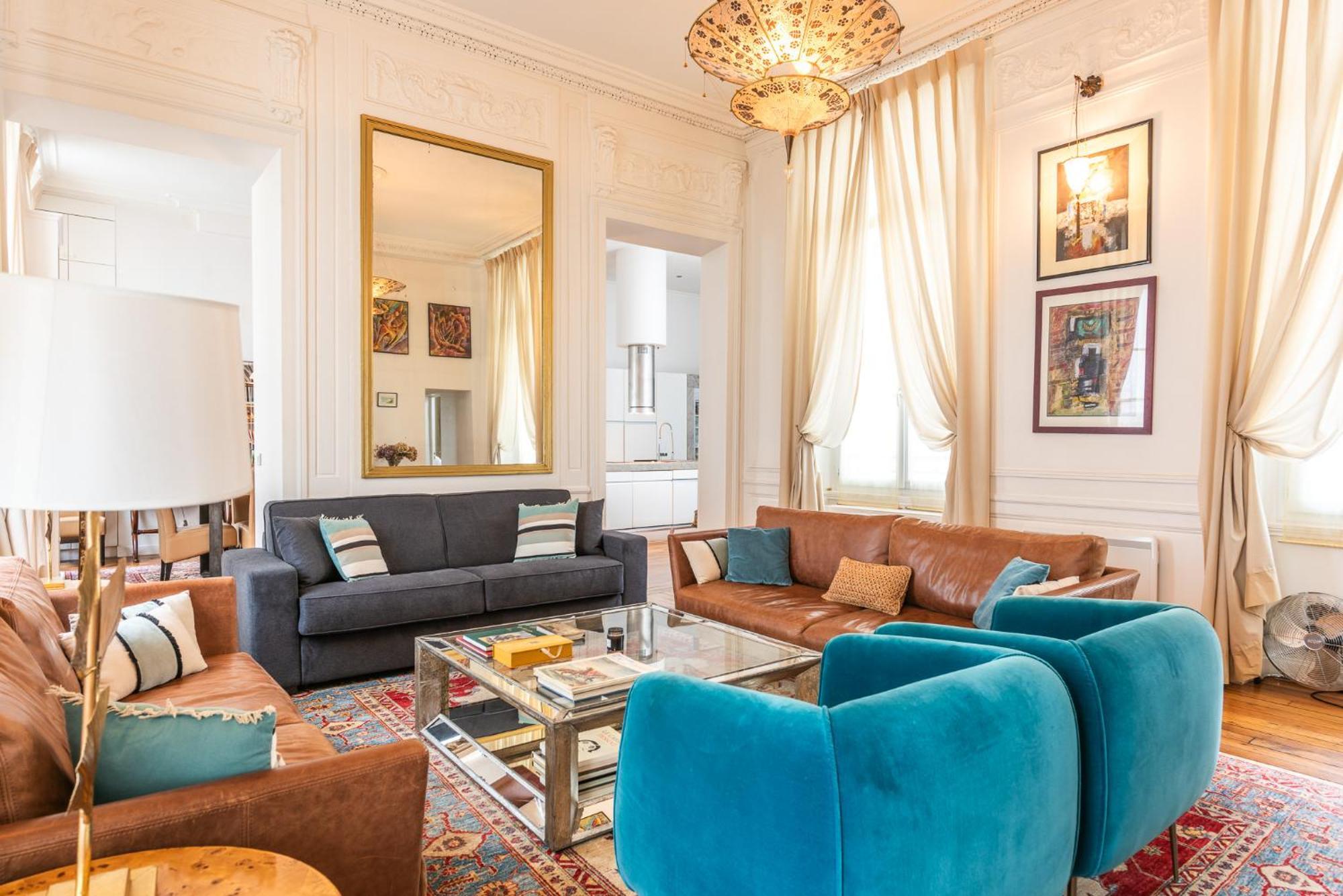 Luxury Typical Parisian Flat - 5 Min From Louvre Paris