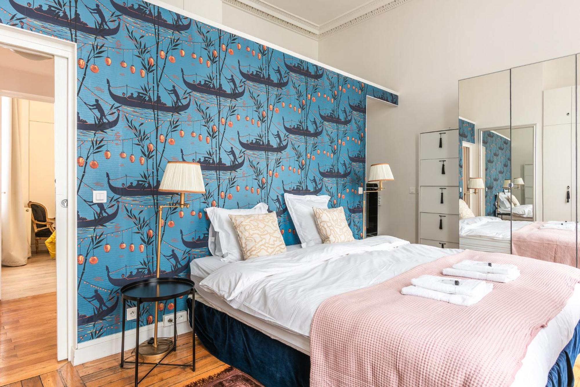 Luxury Typical Parisian Flat - 5 Min From Louvre Apartment *