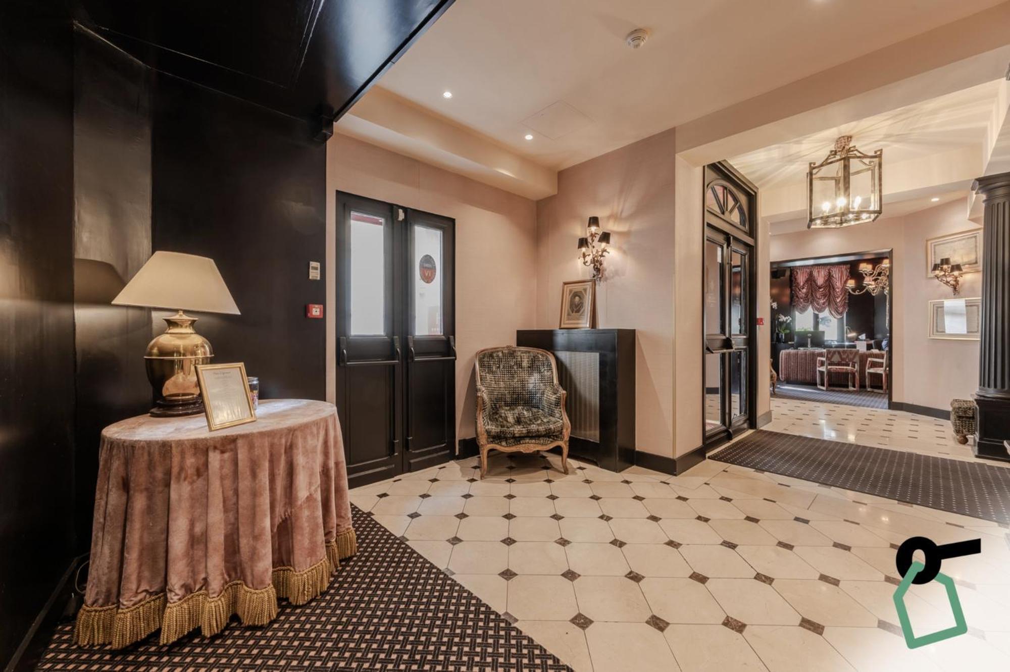 Hotel Hotiday Collection - Arc De Triomphe