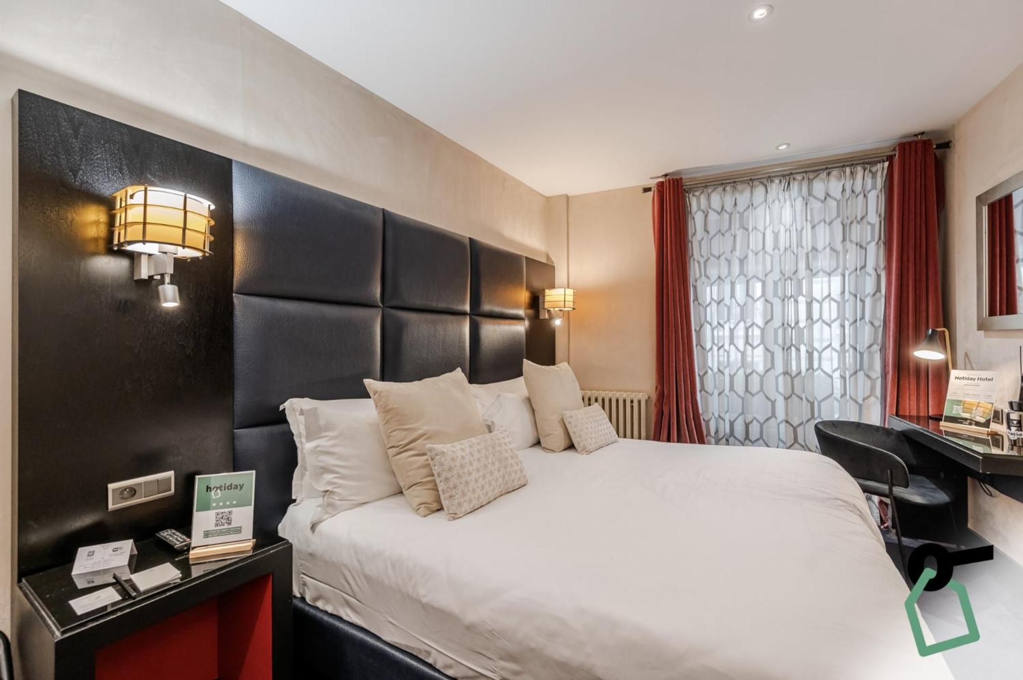 Hotel Hotiday Collection - Arc De Triomphe Paris