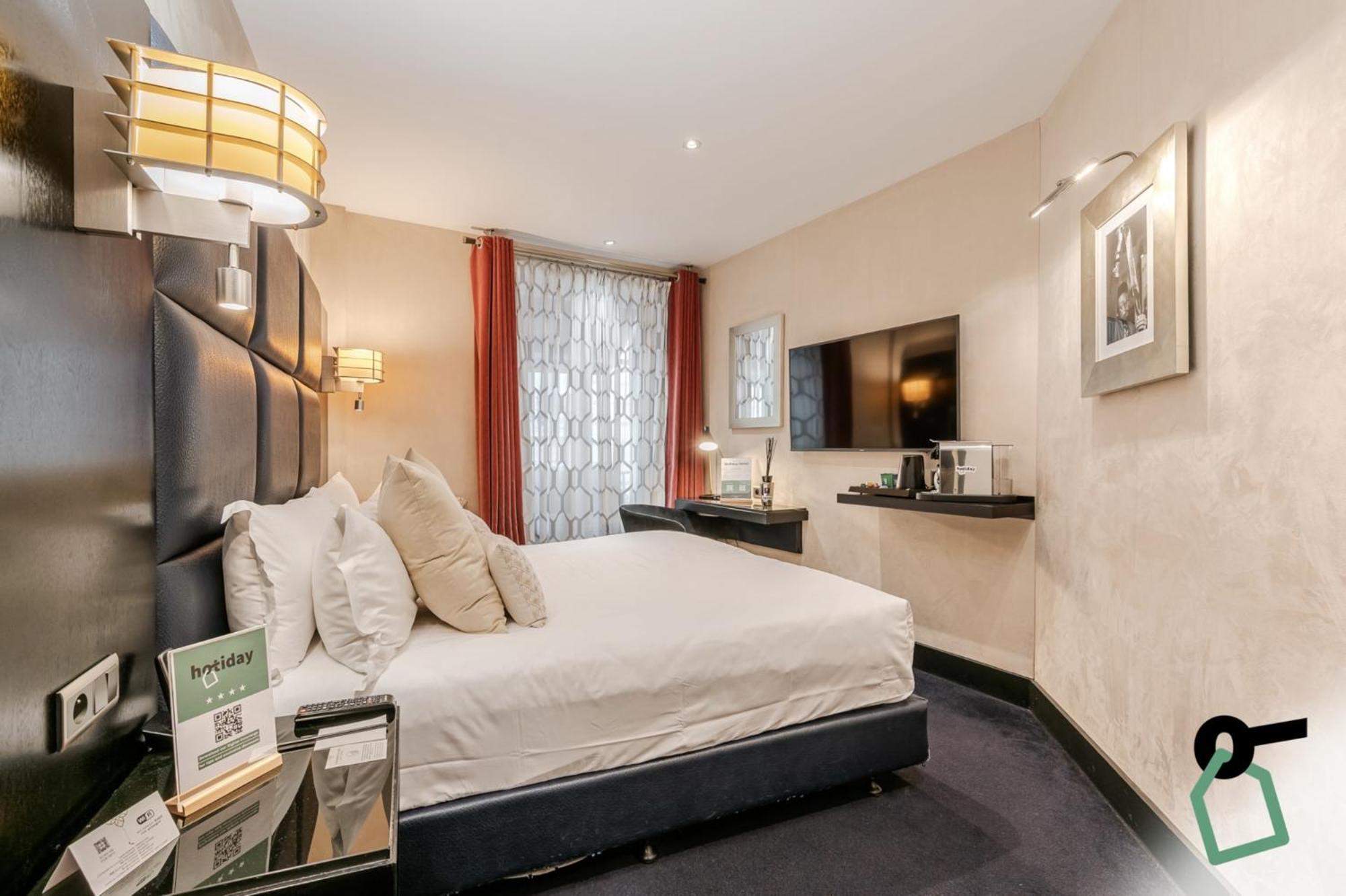 Hotiday Collection - Arc De Triomphe Hotel