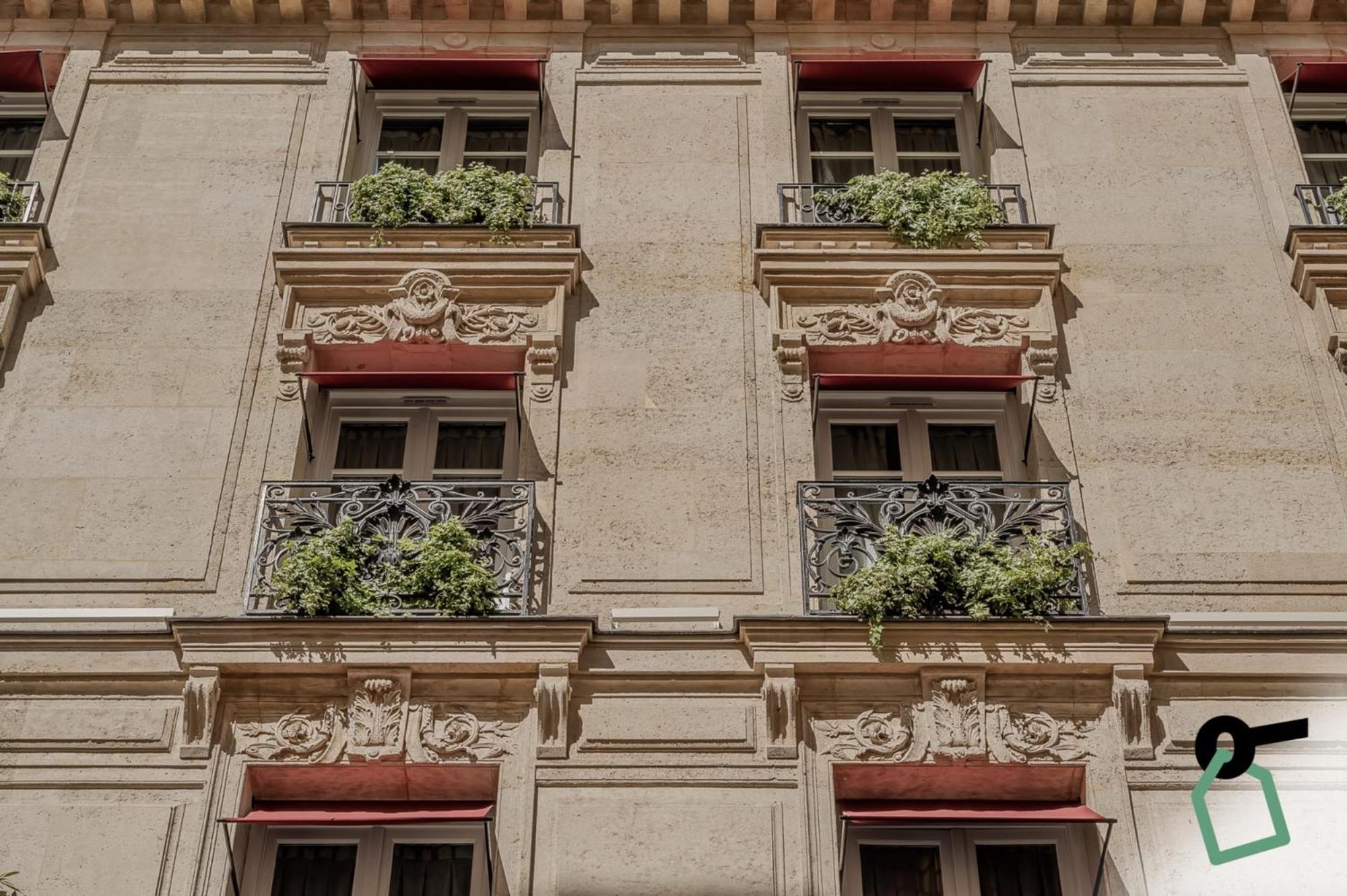 Hotel Hotiday Collection - Arc De Triomphe Paris
