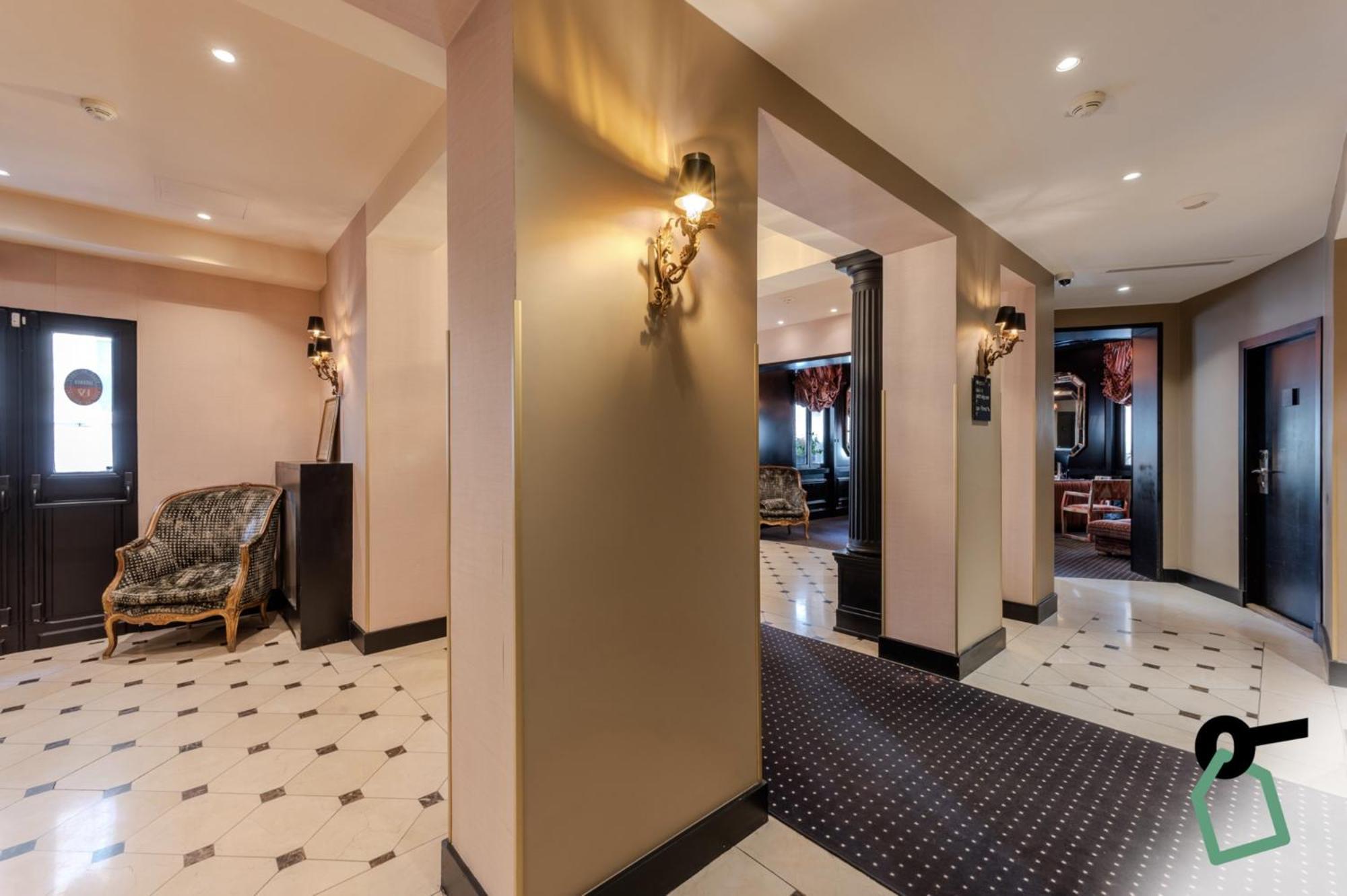 Hotiday Collection - Arc De Triomphe Hotel