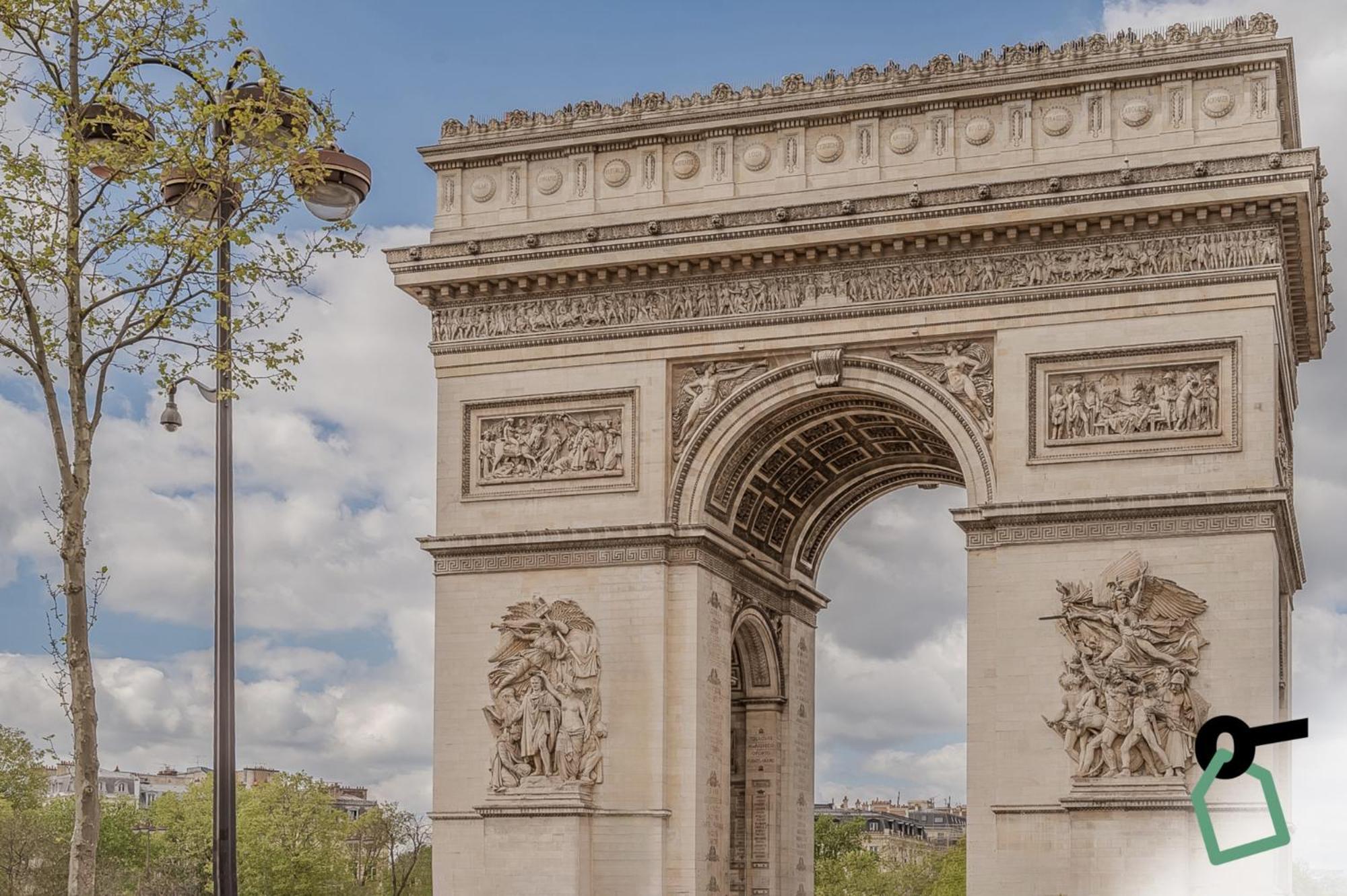 Hotiday Collection - Arc De Triomphe Paris
