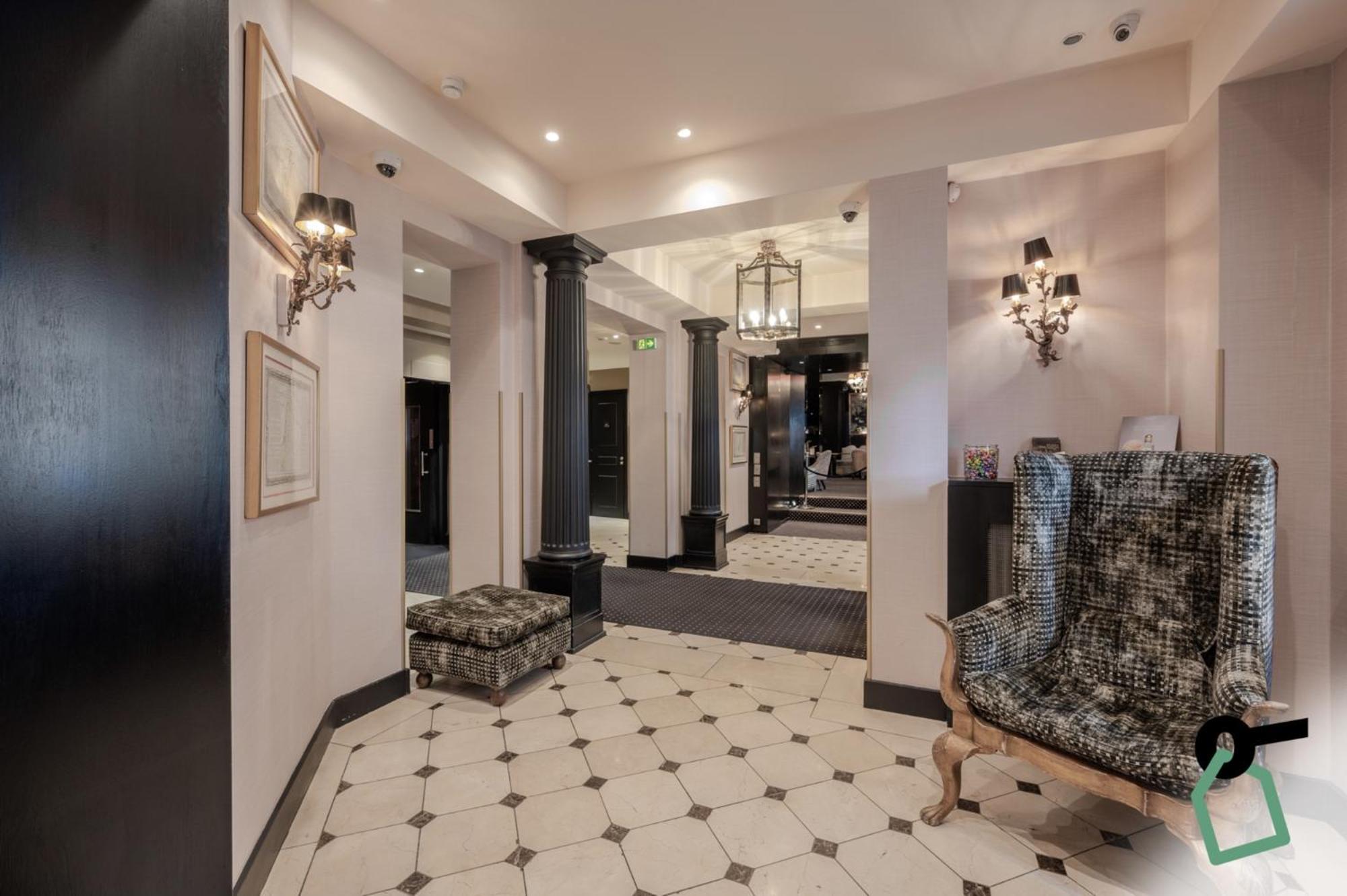 Hotiday Collection - Arc De Triomphe 4*