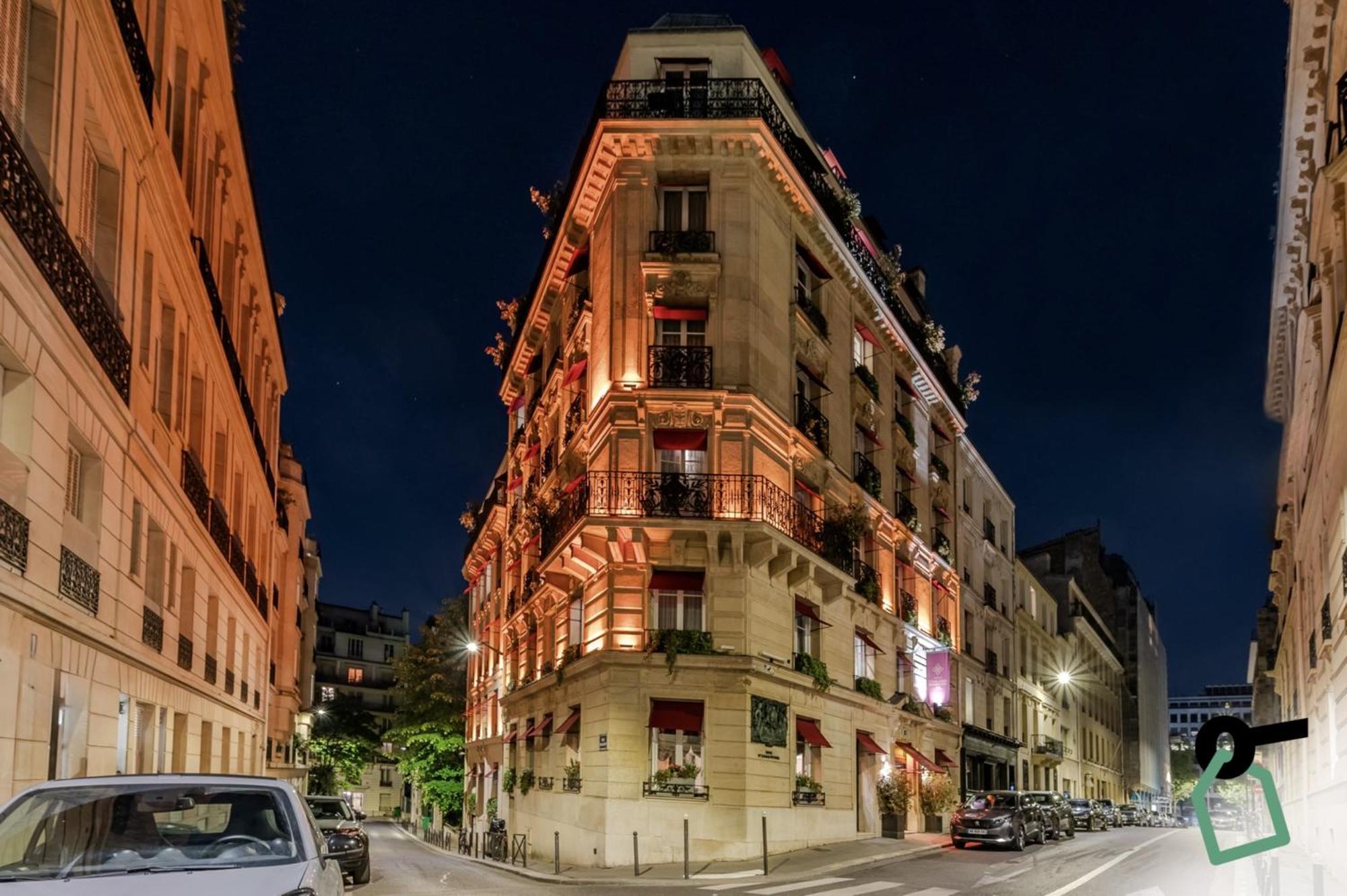 Hotiday Collection - Arc De Triomphe Hotel