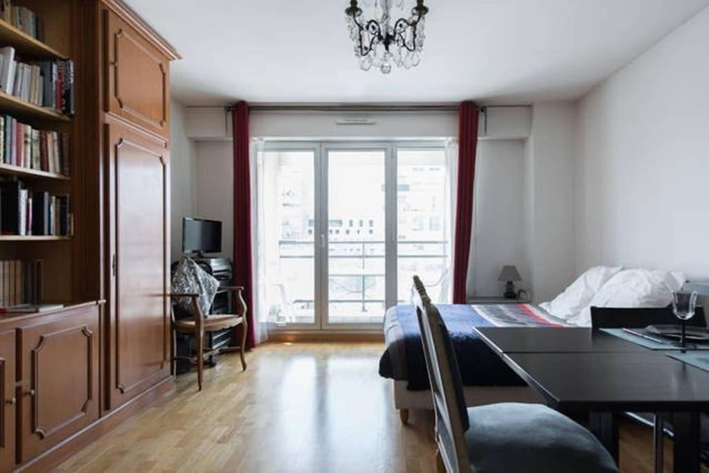 Apartment Le Cozy + Balcon Ensoleille + Parking Paris