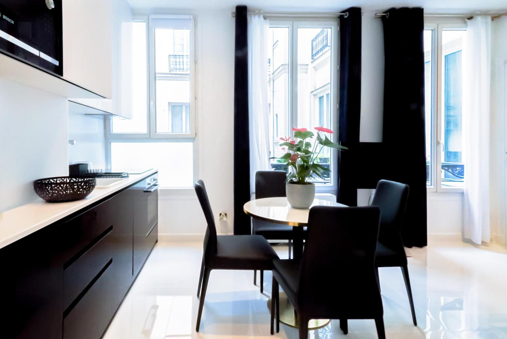 Appartement Romantisme Champs Elysees *