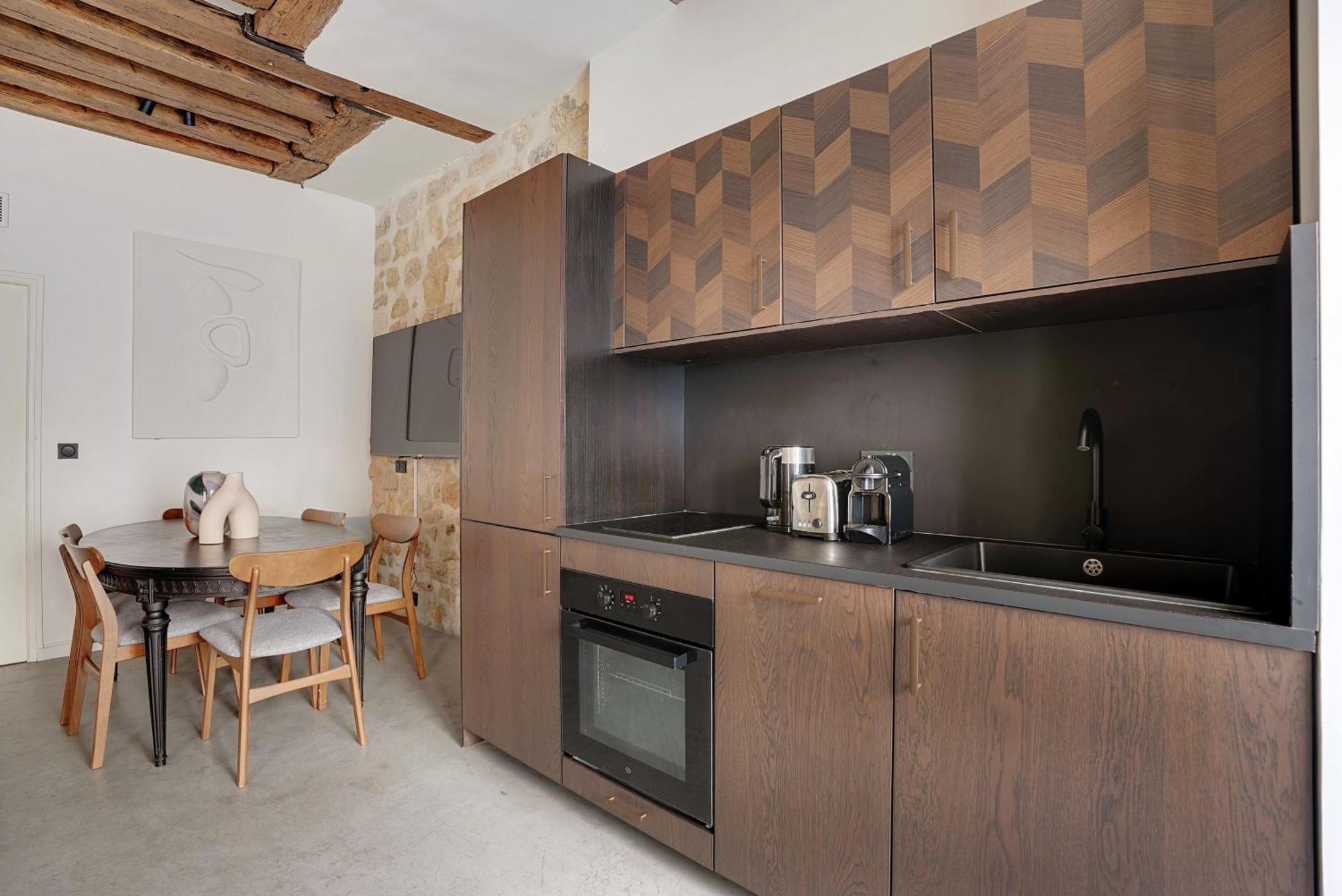 Apartamento Spacious - 3br-6p - Place Des Vosges *