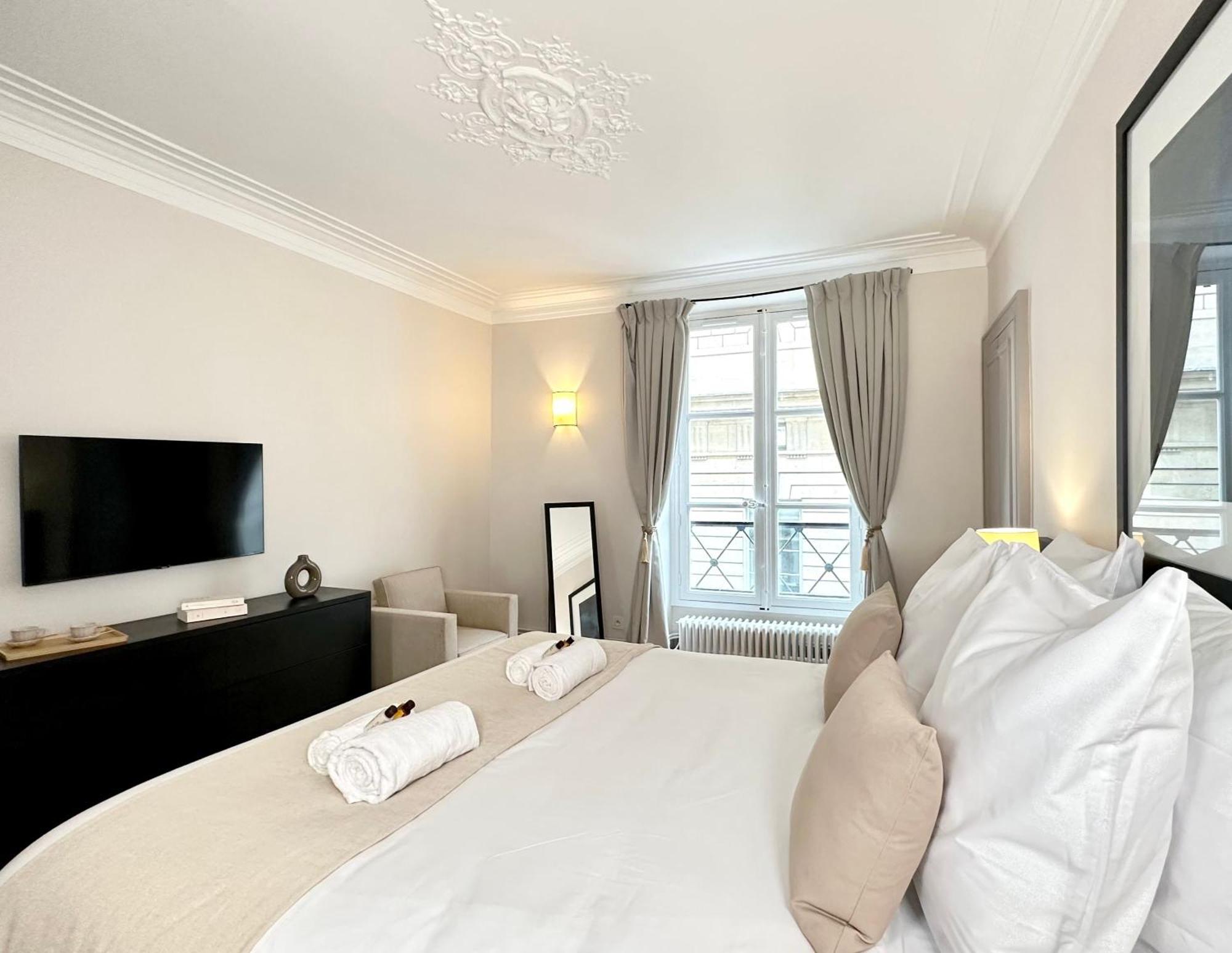 Apartment Luxembourg Garden Unique Haven