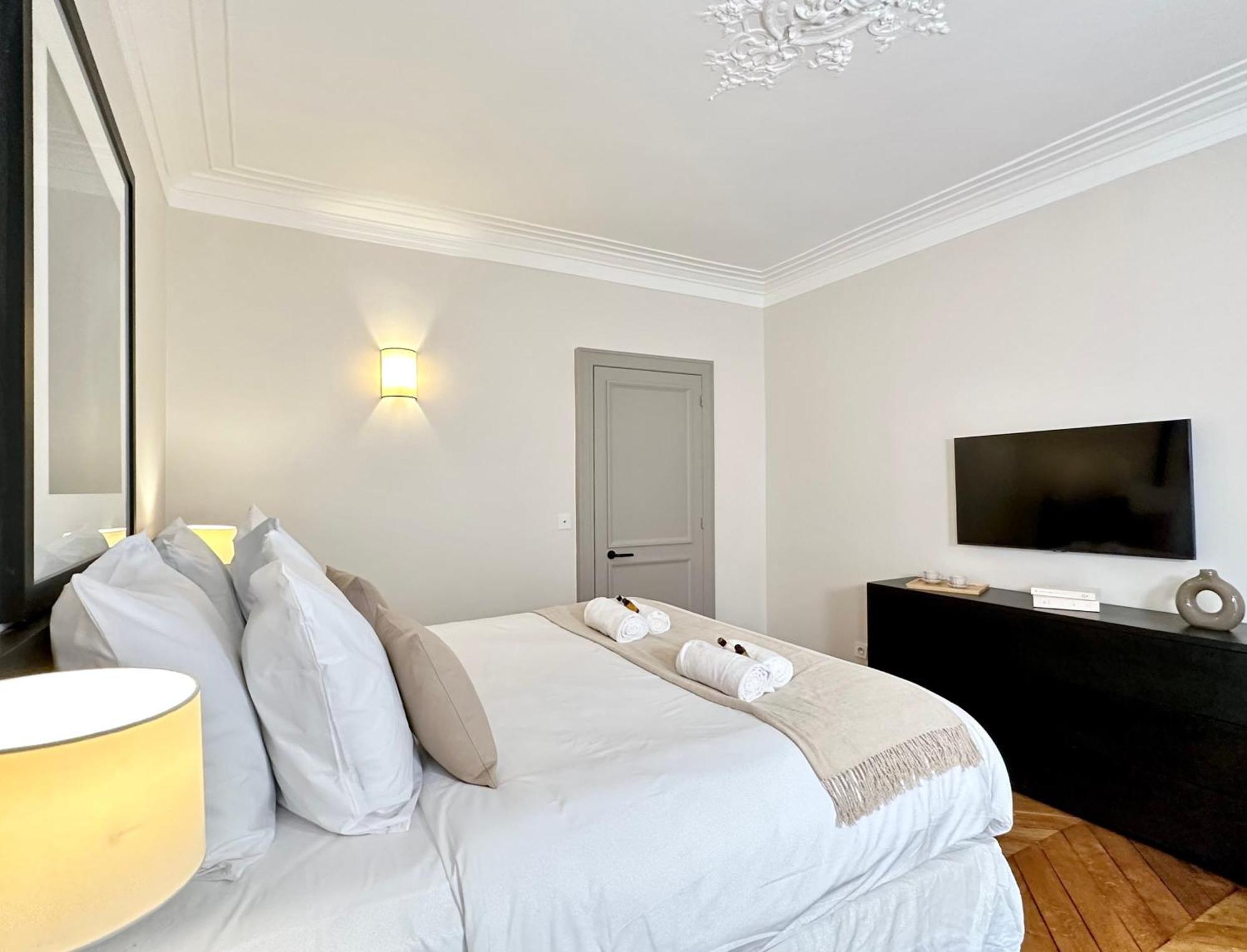 Apartment Luxembourg Garden Unique Haven