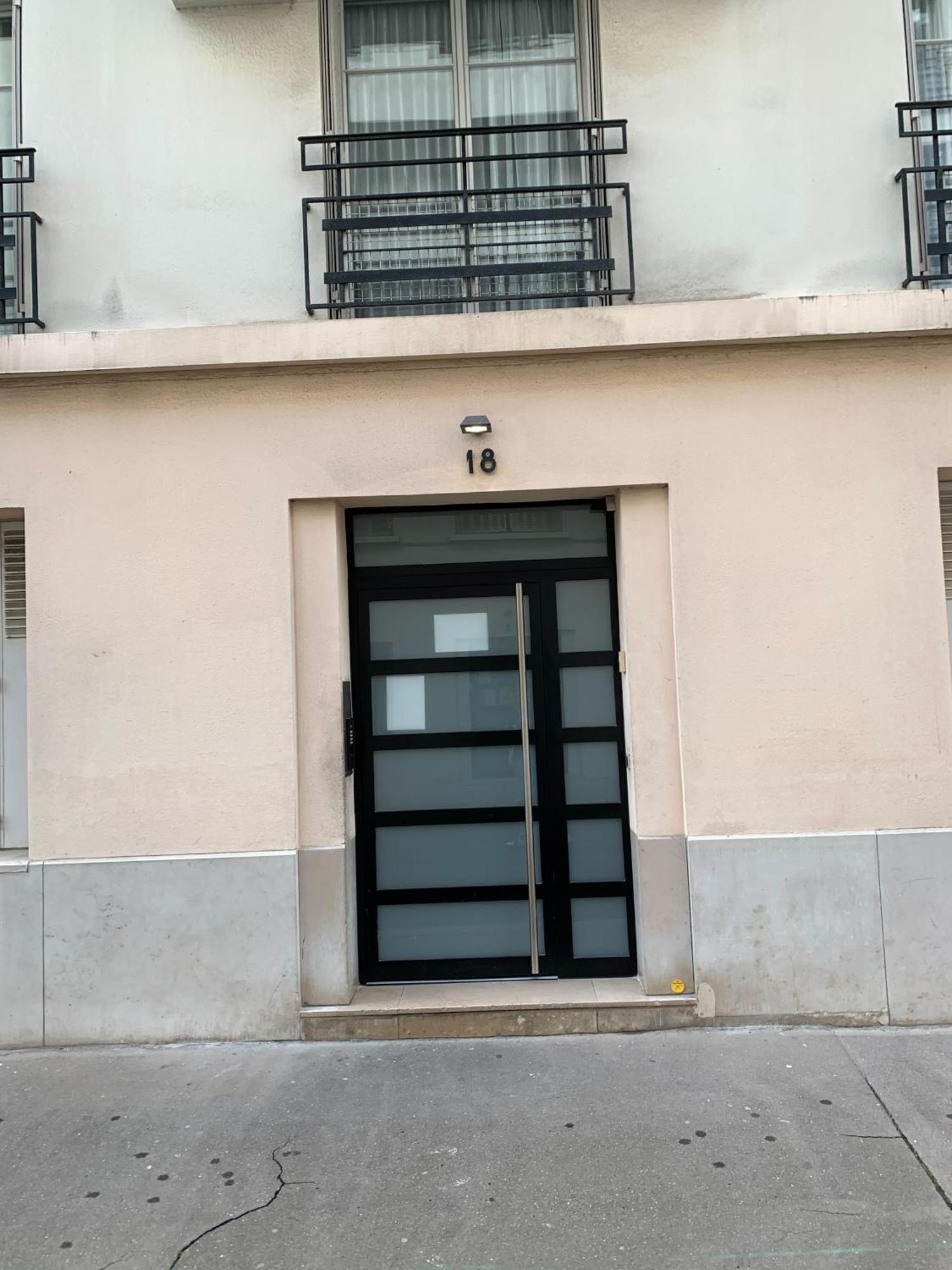 Joivy Welcoming 1-bed Flat Near Champ De Mars Apartment Paris