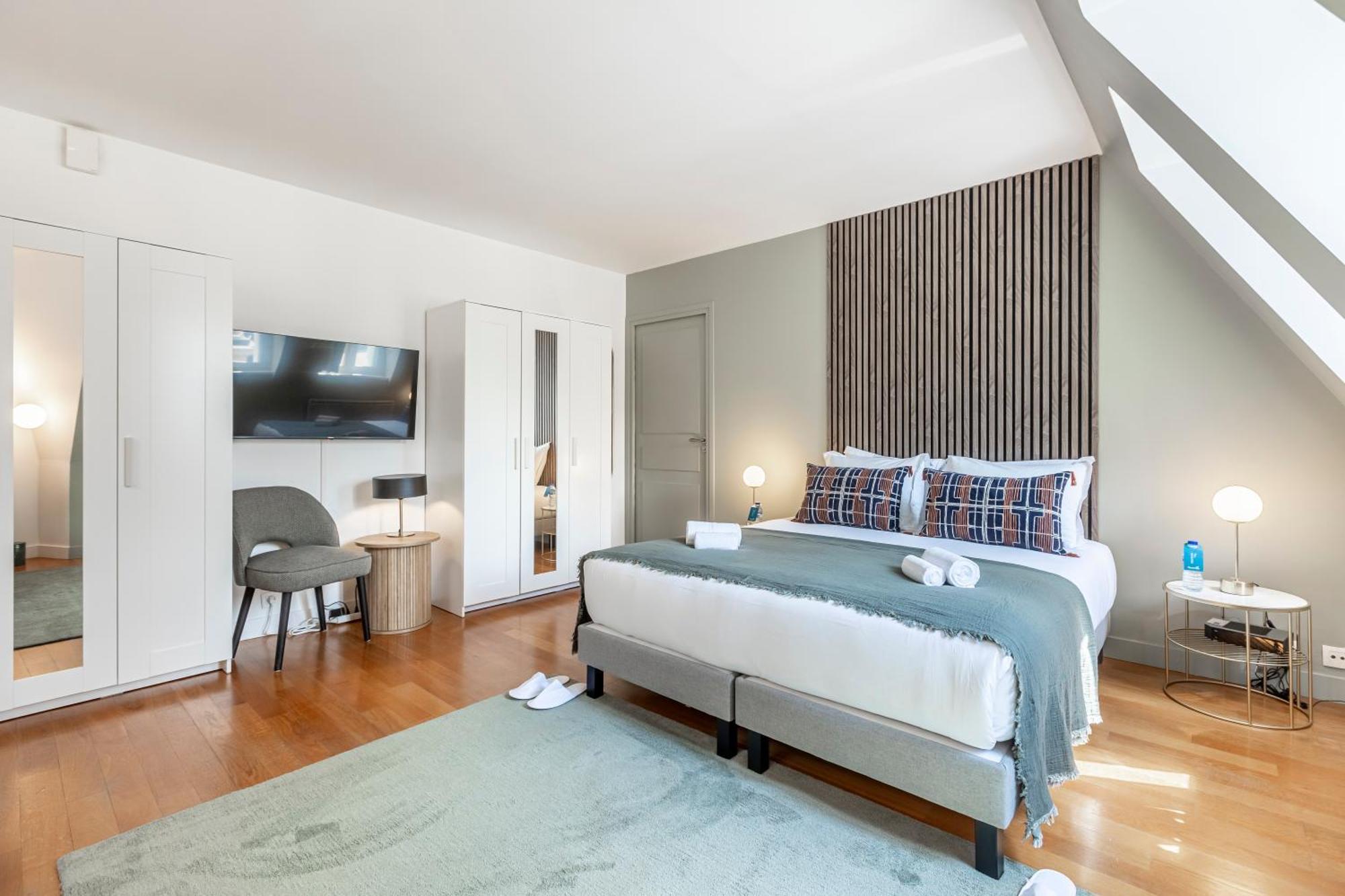 Sweett - Avenue Hoche Apartment Paris