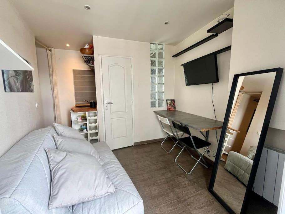 Goodguest - 18eme Bail Mobilite Apartamento Paris