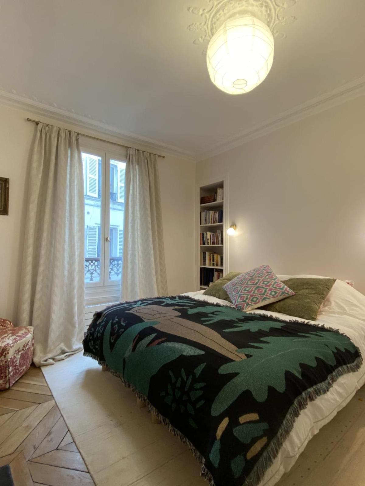Apartment Cozy Haussmanian Flat In The Heart Of *