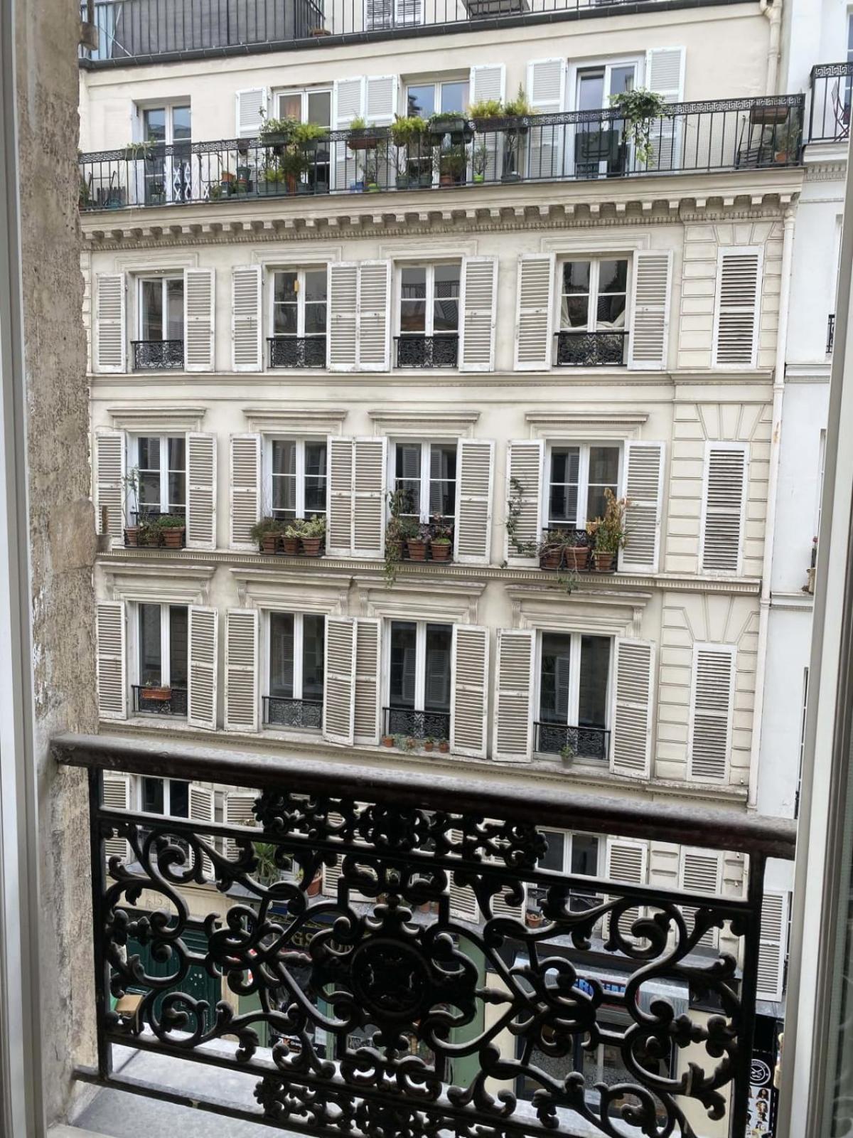 Apartment Cozy Haussmanian Flat In The Heart Of