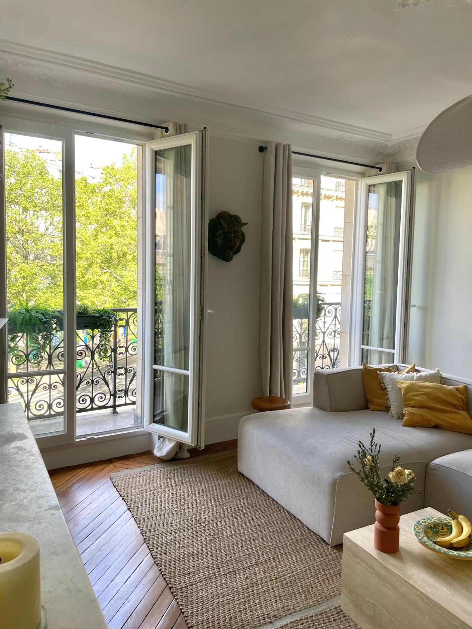 2 Bedroom Stylish Apartment