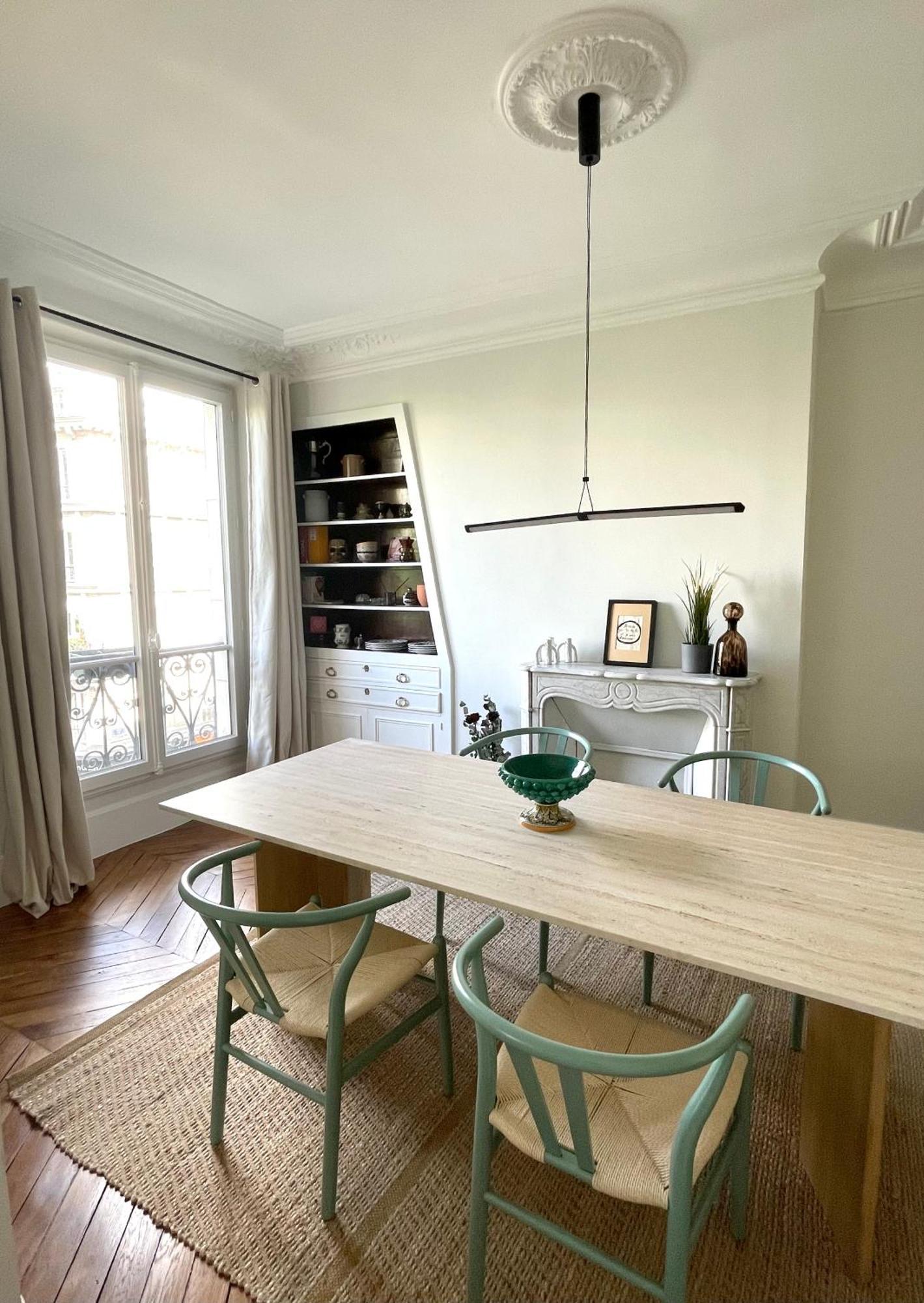 2 Bedroom Stylish Paris