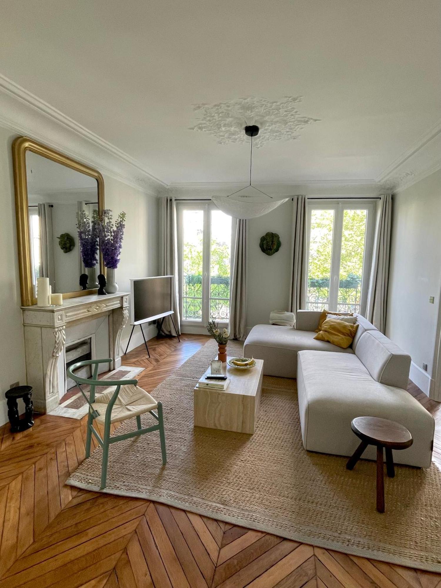 2 Bedroom Stylish * Paris