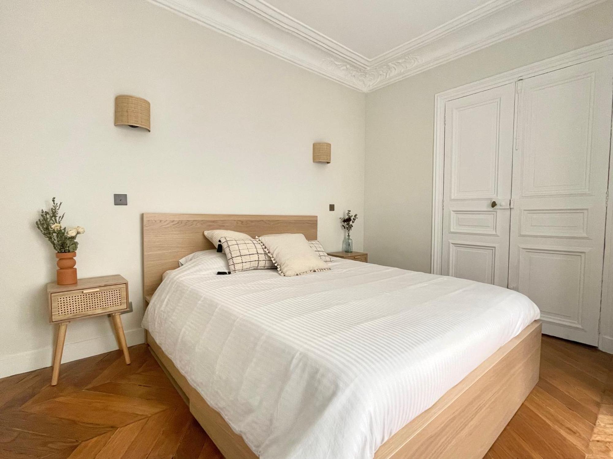 2 Bedroom Stylish * Paris