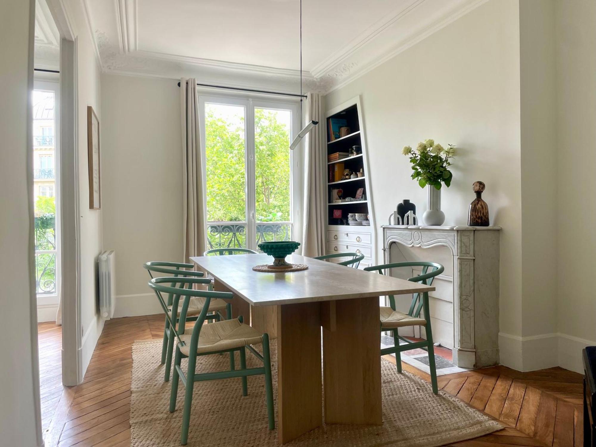 2 Bedroom Stylish