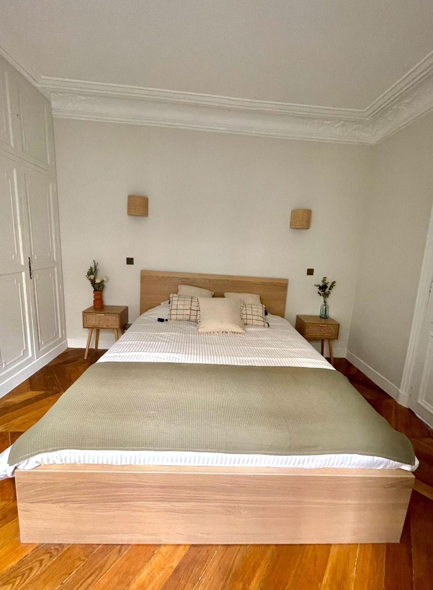 Apartment 2 Bedroom Stylish *