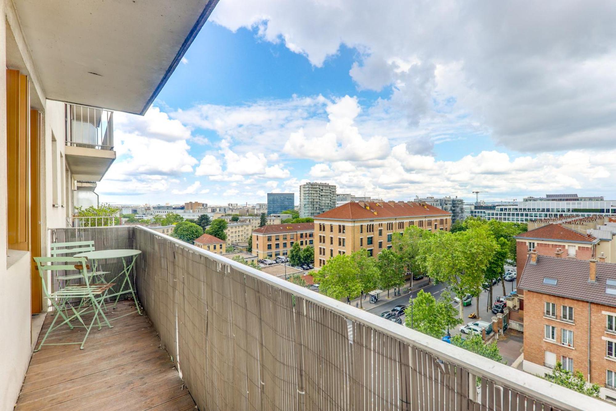 Avec Balcon Vue Degagee Paris